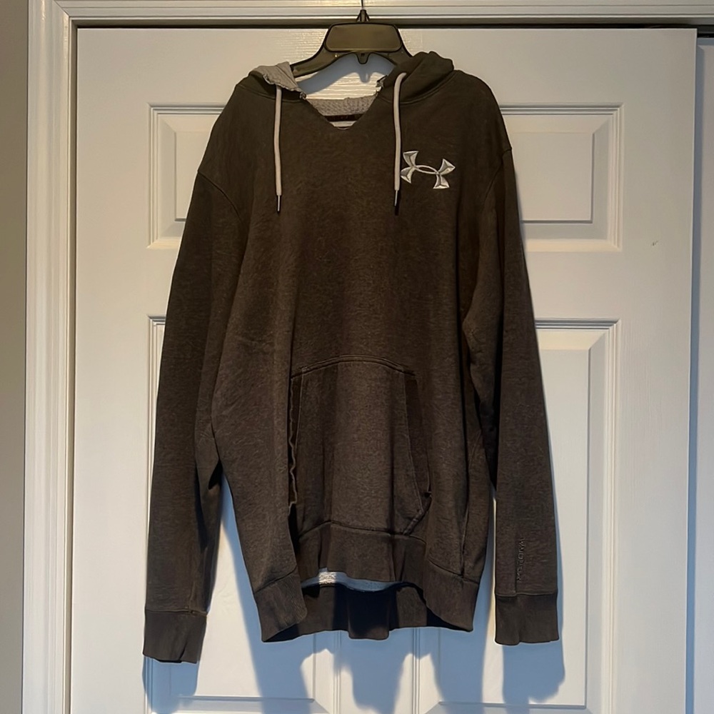Underarmor Hoodie